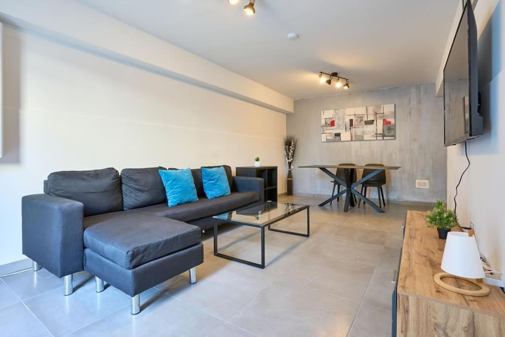 Urban Front - Walking Distance From Paceville And St George Bay Beach Is-Swieqi Exteriér fotografie